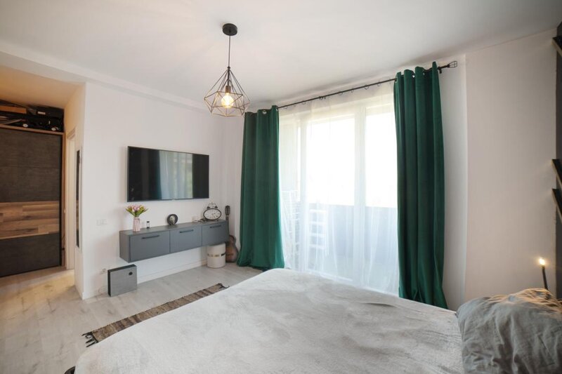 Apartament 3 camere Etaj 1 Bloc boutique Loc de parcare Ready to move in